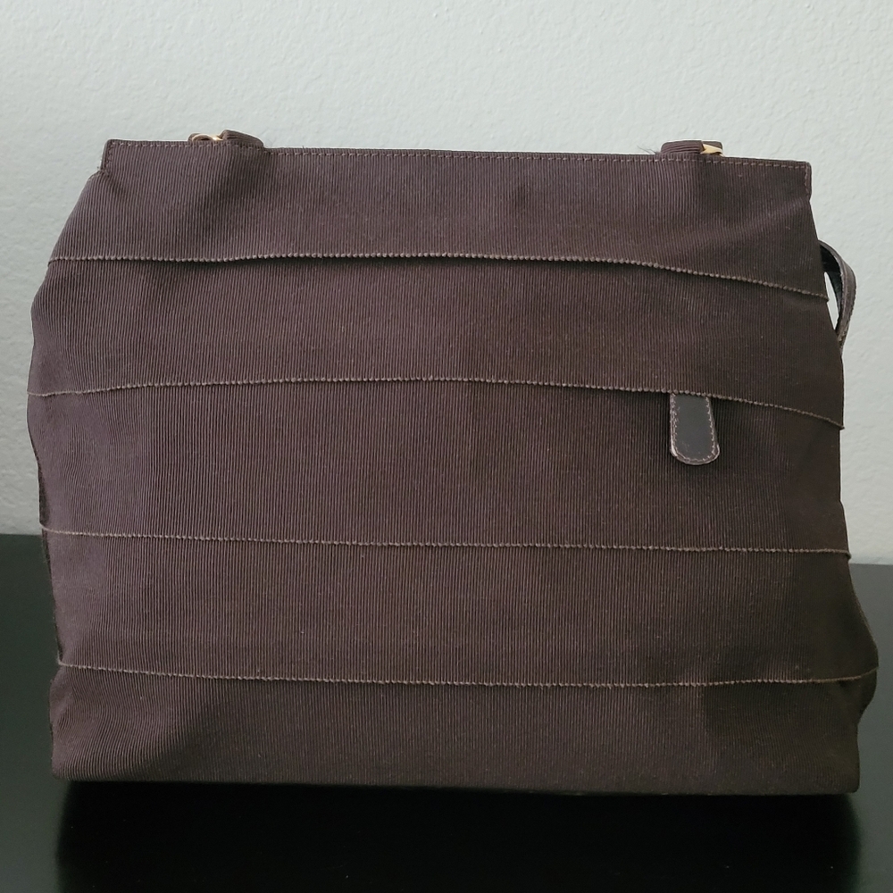 Salvatore Ferragamo Vintage Gancini Vara Chain Shoulder Bag - Picture 4 of 14